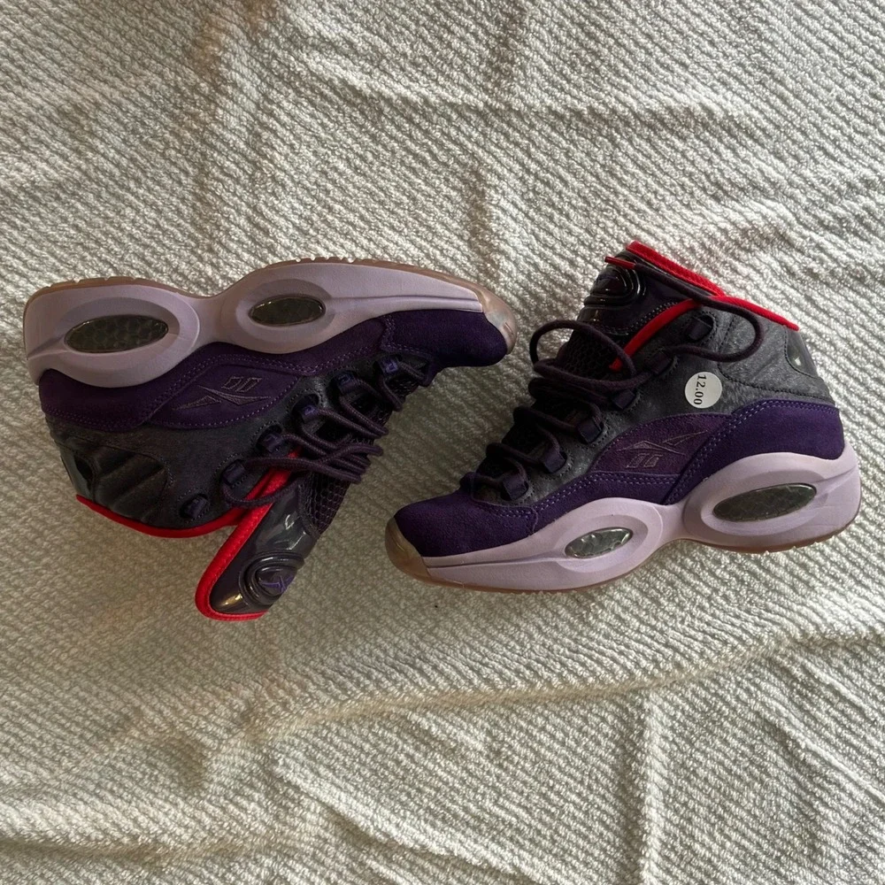 Reebok Question Mid Youth 6.5 Purple Ghost of Christmas Future Iverson V61600